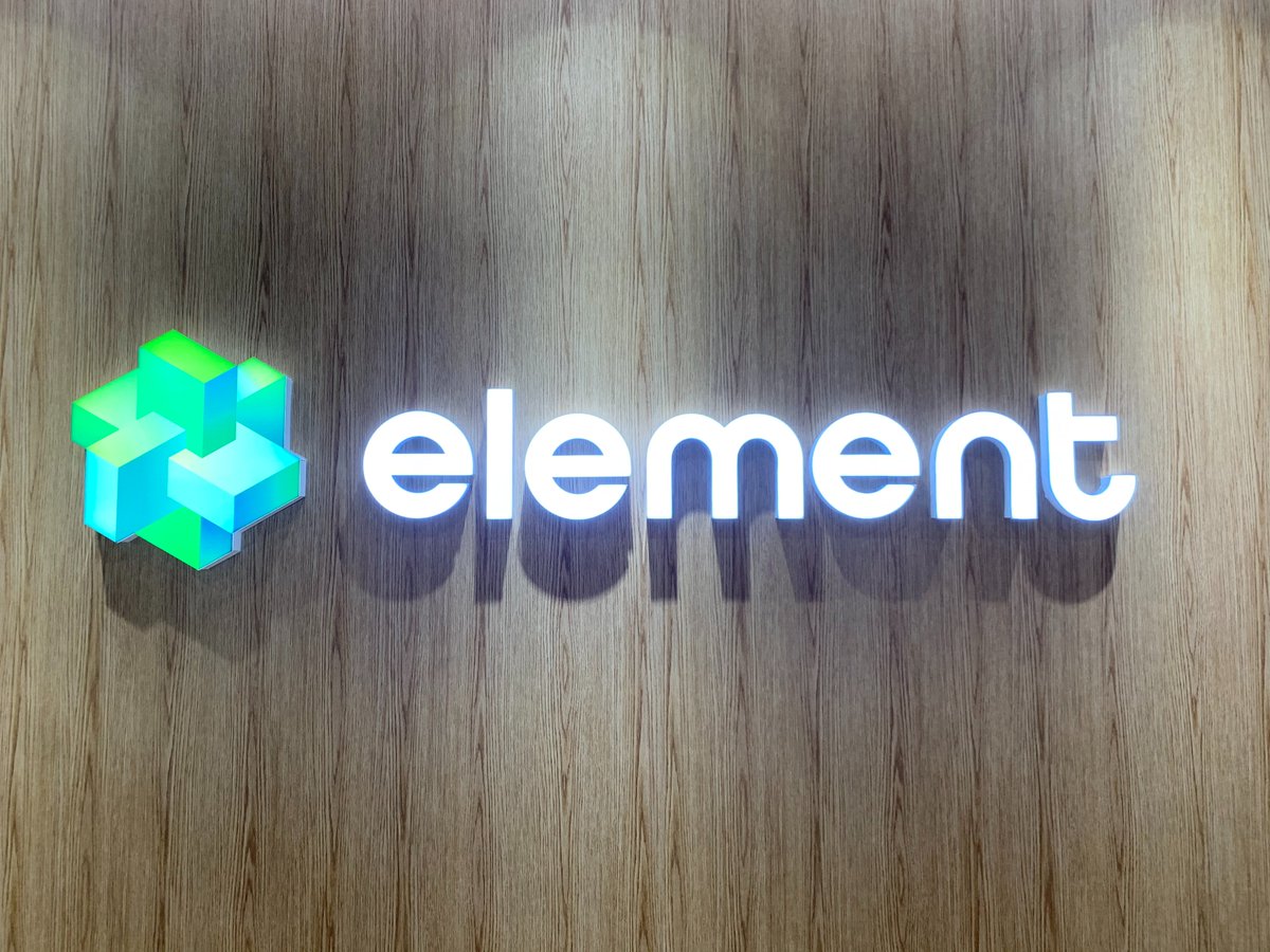 Element_Market's tweet photo. Fabulous reception wall logo for Element, we love it!

 #logowall #elementnft #nft https://t.co/RvK1uLQPfu