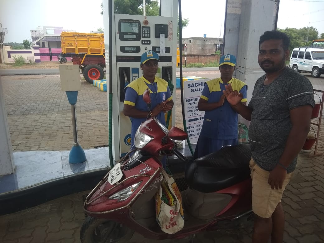 BpcRetailTvl's tweet photo. Congratulations to all the lucky customers who won Rs 200/- free fuel during #Happy Hours Campaign in the districts of Tirunelveli Retail Territory @BPCLimited @BPCLRetail @8singhi https://t.co/hvMdsZEIgf