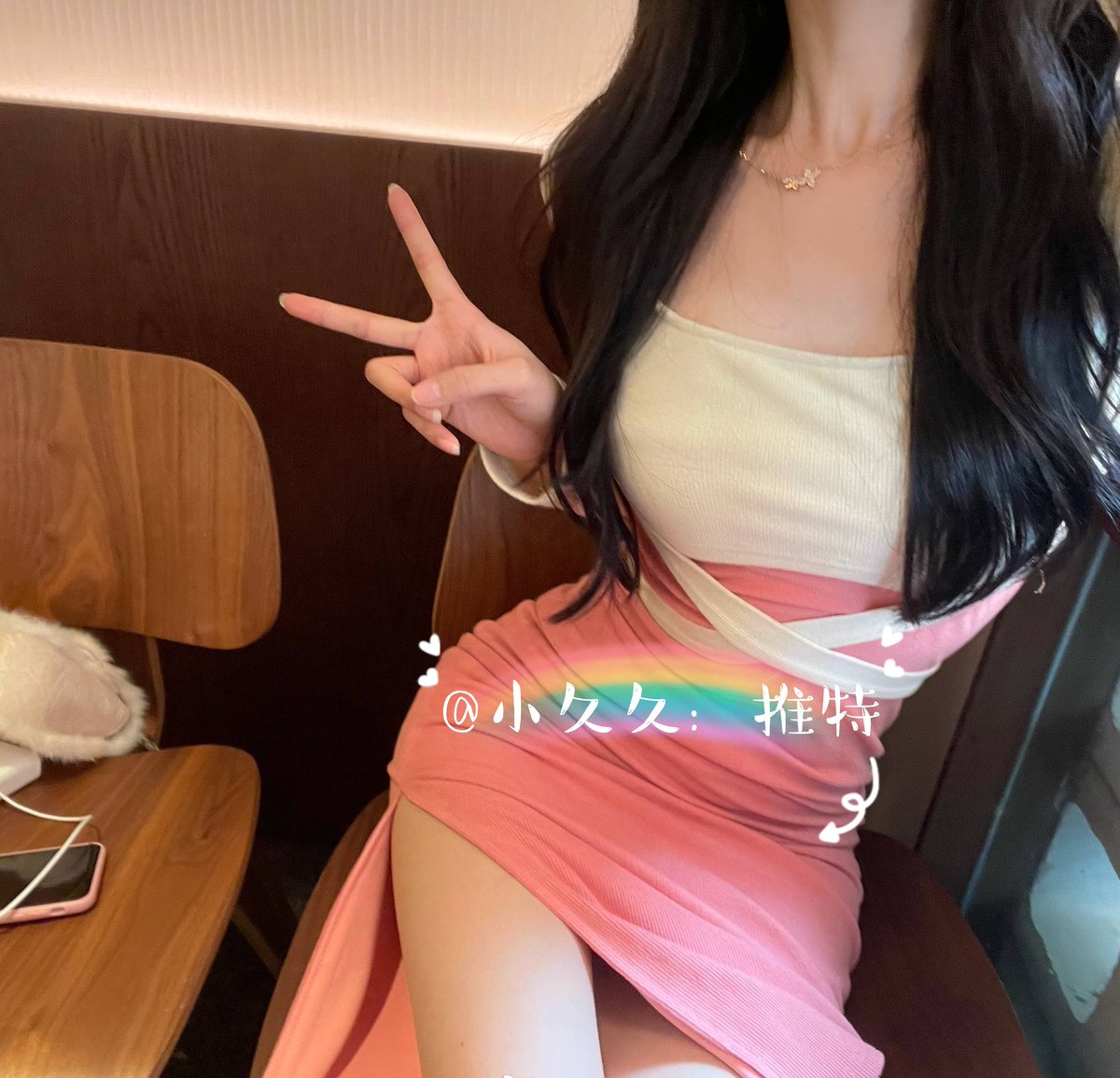 圣诞节你们想看到我穿什么？🥰 https://t.co/ALdsED39Zx