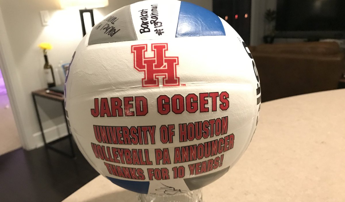 jared_gogets's tweet photo. Yโall got me good tonight. THANK YOU @UHCougarVB for letting me be a small part of your program for 10 years - I love being your announcer!! #PointHouston #GoCoogs https://t.co/TWF2gJatbZ