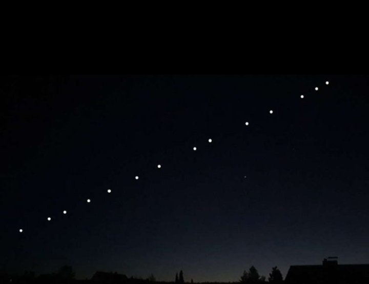 Elon Musk'ın uydudan internet girişimi Starlink'in 2022 yılında Türkiye'ye geleceği açıklandı.