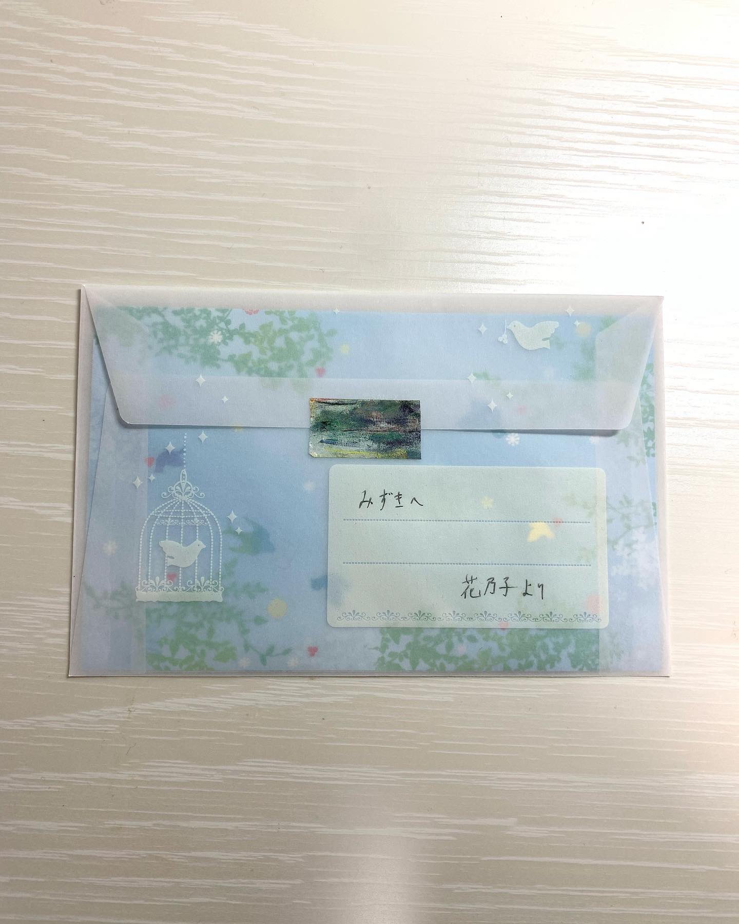 ピチピチ泳ぐヨうなぎパイ ミラクルガール ラブレター選手権で頑張ってラブレター書いた 内容もそうだけど 封筒 便箋 封筒を止めるやつ全てに拘った 設定や封筒の表側もリプのところに貼り付けているので良かったら見てね うなぎパイって
