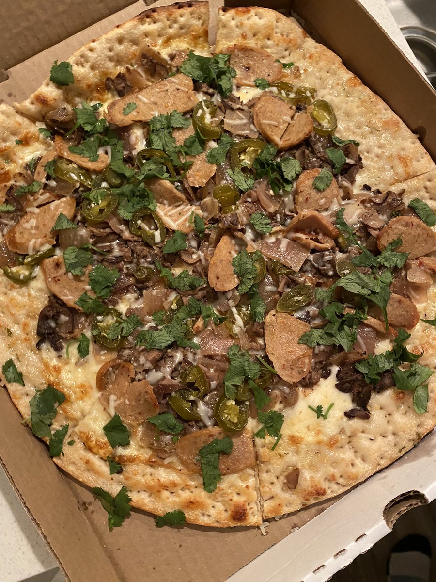 Jackieg16694752's tweet photo. #pizzatime https://t.co/vz8F5yeDP9
