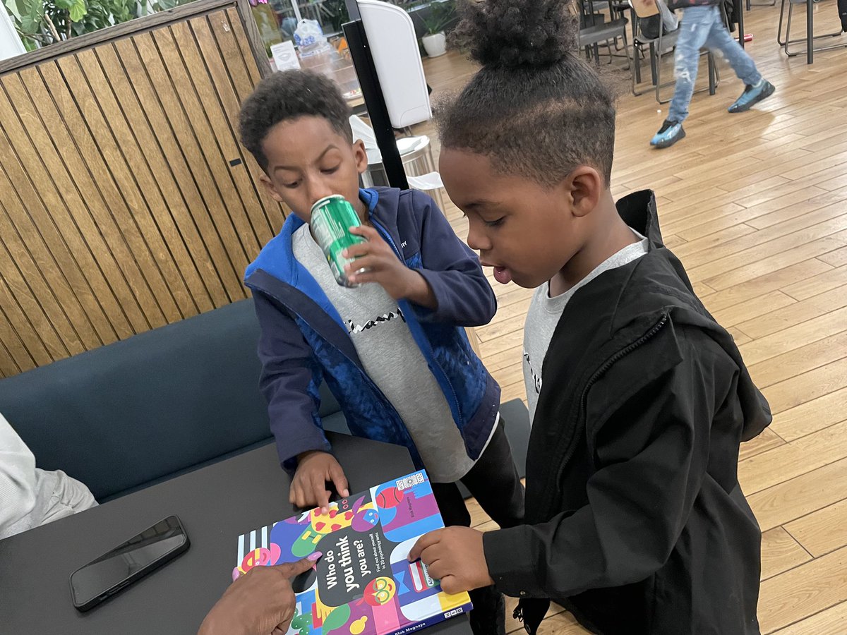 A Day of Healing✨ Losing a friend to Gun Violence is tough for the Community. Coming together to show them we care💕Thank You all for your Support‼️ We couldn’t do this without you✨ Ending Gun Violence Together‼️ #gunsdownfriday