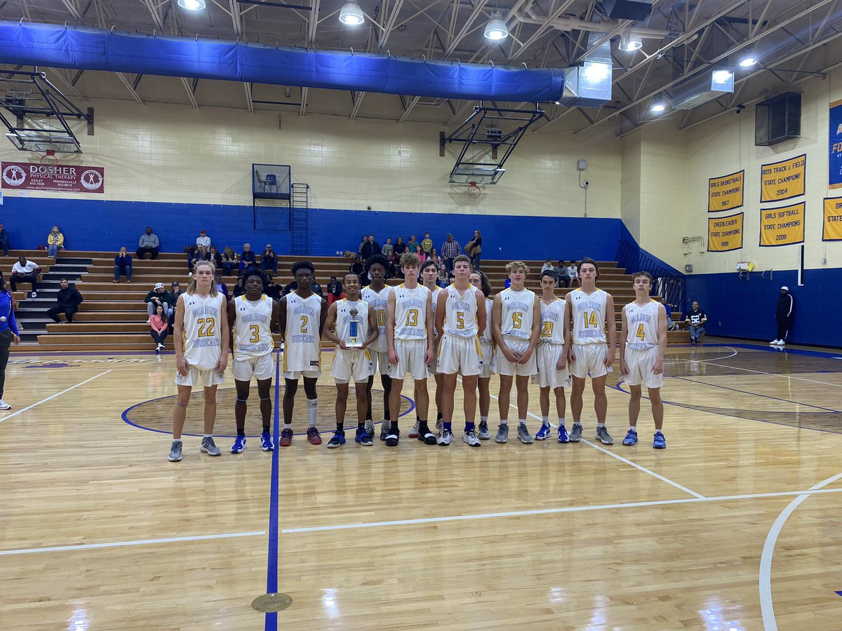WrenLadyCanesbb's tweet photo. Congratulations to @WrenBball JV boys team, the tournament runner-up, of the 2021 Wren JV Thanksgiving tournament championship. https://t.co/KVsbPTa7dZ