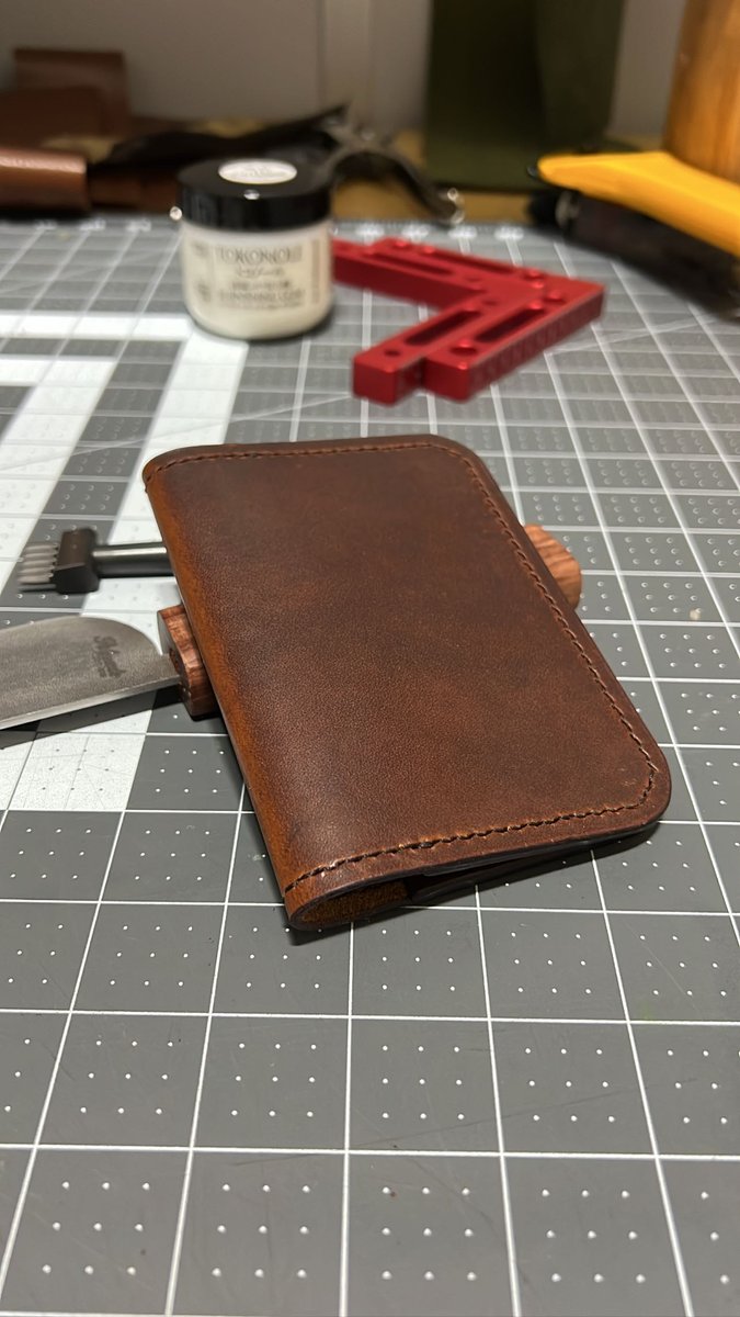 getmarsco's tweet image. Another style of wallet that will be available! #MarsLaunch