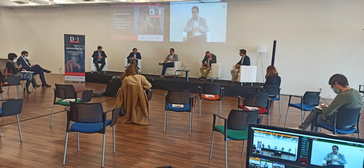 disruptoresee's tweet photo. Primera mesa redonda en el Encuentro de D+I y @valenciactiva_ sobre talento e industria 4.0. Al habla: @GrupoGimeno @ExperisES @PE_EasyToDrive e @ircosl 

En vivo: https://t.co/4O6kTnPAYX

@VLCTechCity @AjuntamentVLC https://t.co/0BO1yz3wFP