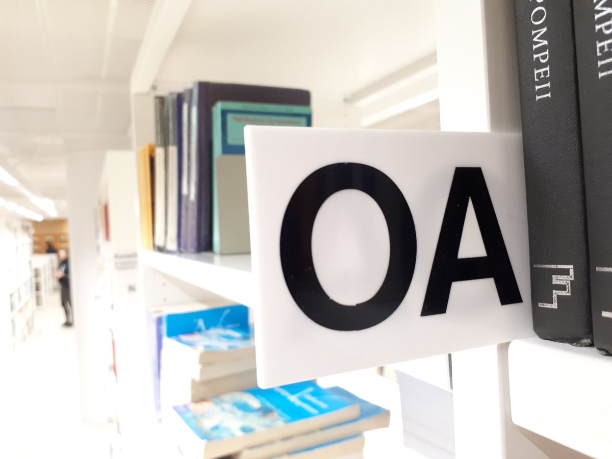 HULib's tweet photo. What do @HelsinkiUni researchers think about #APC fees or other ways to implement #openaccess β or the #academicpublishing culture in general? The blog post gathers the views of six researchers: https://t.co/nakxPIK0d6 #APCs #authorfees #goldOA #greenOA #openscience https://t.co/BH5uNe3y5E