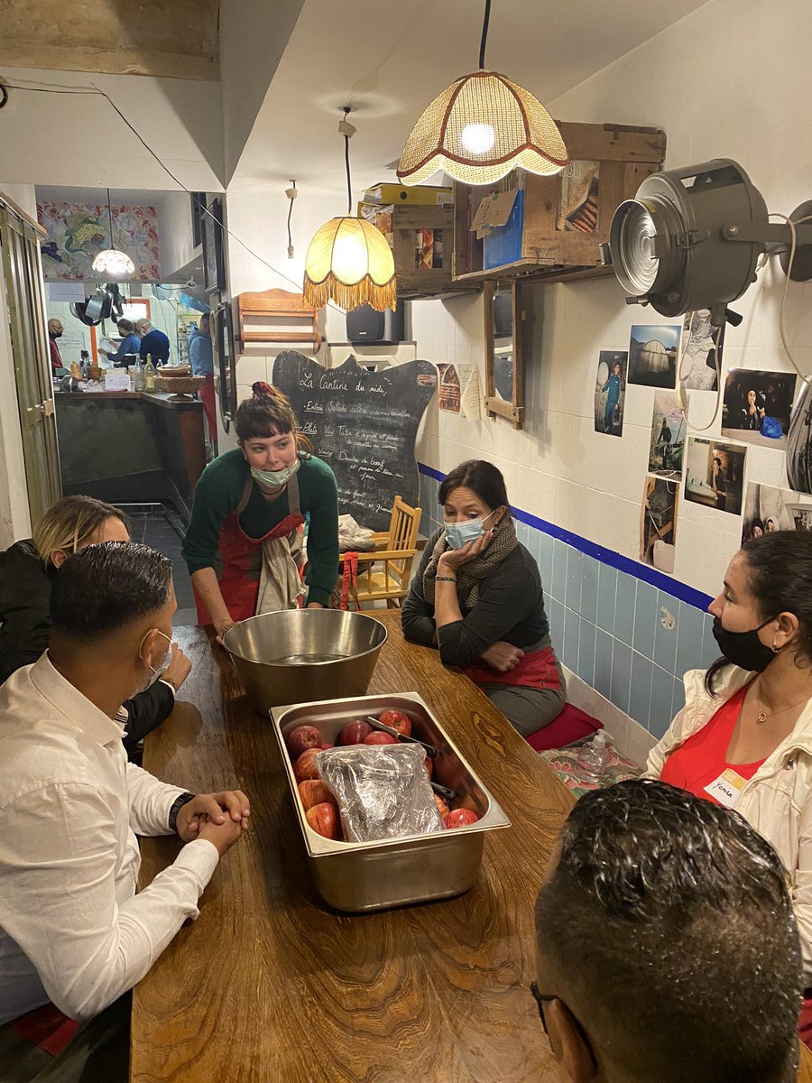 Sonia Smaili (@soniasmaili1) on Twitter photo Le 100% emploi Marseille. Tous en cuisine action innovante permettant de recruter autrement. Les entreprises @FntvPacaCorse ; <a href="/b2blogistics1/">b2blogistics</a> et @groupeADDAP13 cuisinent avec des demandeurs d’emploi. Un moment partage autour des softskills.@poleemploi_13 @cne1410 @poleemploi_paca Le 100% emploi Marseille. Tous en cuisine action innovante permettant de recruter autrement. Les entreprises @FntvPacaCorse ; <a href="/b2blogistics1/">b2blogistics</a> et @groupeADDAP13 cuisinent avec des demandeurs d’emploi. Un moment partage autour des softskills.@poleemploi_13 @cne1410 @poleemploi_paca