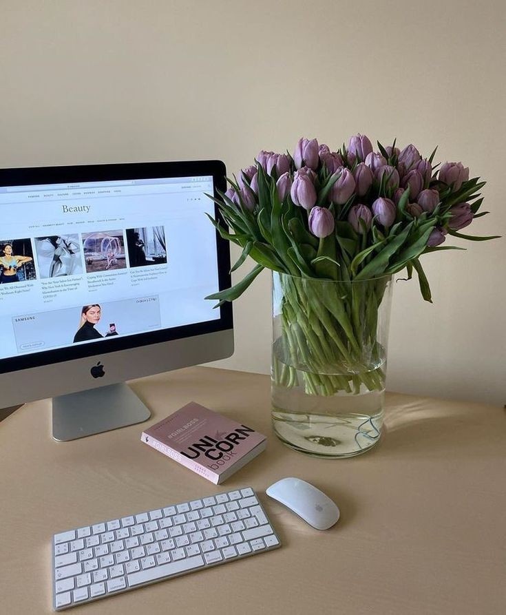 leoninethings's tweet photo. good morning! 🌷🌸 https://t.co/pzU0Qe8j7z