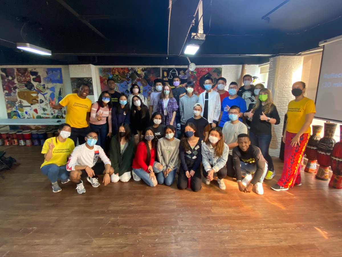 KimberlyW08's tweet photo. Students finished their FG2L experience at the Africa Center by participating in African Dance,  presenting their service learning projects, and expressing gratitude for this life changing experience! @OELPAIS @wing_mwing @aishongkong #FG2L2021 #OELP #UNSDs #Beyondtheredbricks https://t.co/ejN8VRpA2Q