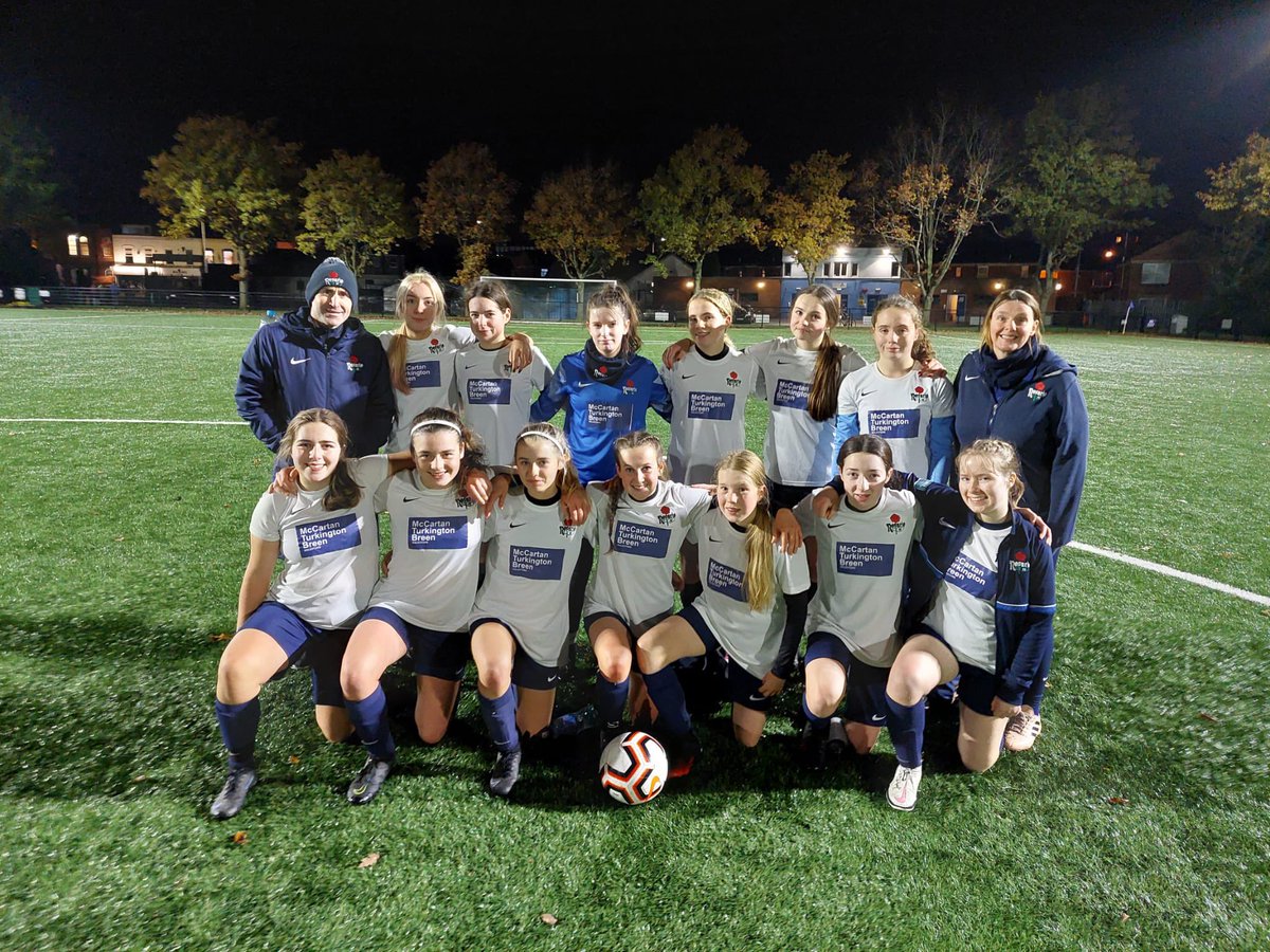 Rosario_YFC's tweet photo. They’ve overcome Ballymena in the quarter-finals… and now our U16s get ready to face @LinfieldLadies in the semi-finals of the @ElecIrelandNI U16 Girls’ Challenge Cup. Kick-off tomorrow night at 8pm. Bundle up and head on down to Seaview. 🌹🌹🏆🏆 https://t.co/0YzcYWDpD9