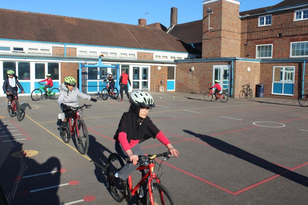WPS_Success's tweet photo. Woodcroft Y6 are fulfilling their #ClimatePostiveActions promise this week and learning to ride a bike with @CycleConfident #ForestOfPromises
@wwf_uk https://t.co/FrYuLaXJfl