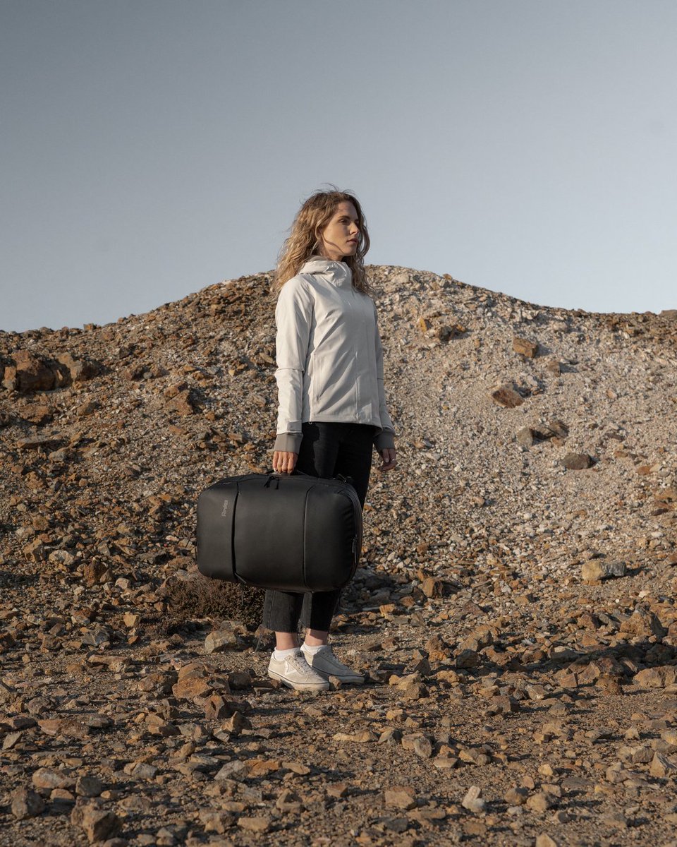 reikabags's tweet photo. There’s less than 4 hours left to back the travel pack on Kickstarter!

Lock-in our biggest discount ever, before it’s too late. https://t.co/vtuOMaWc5q