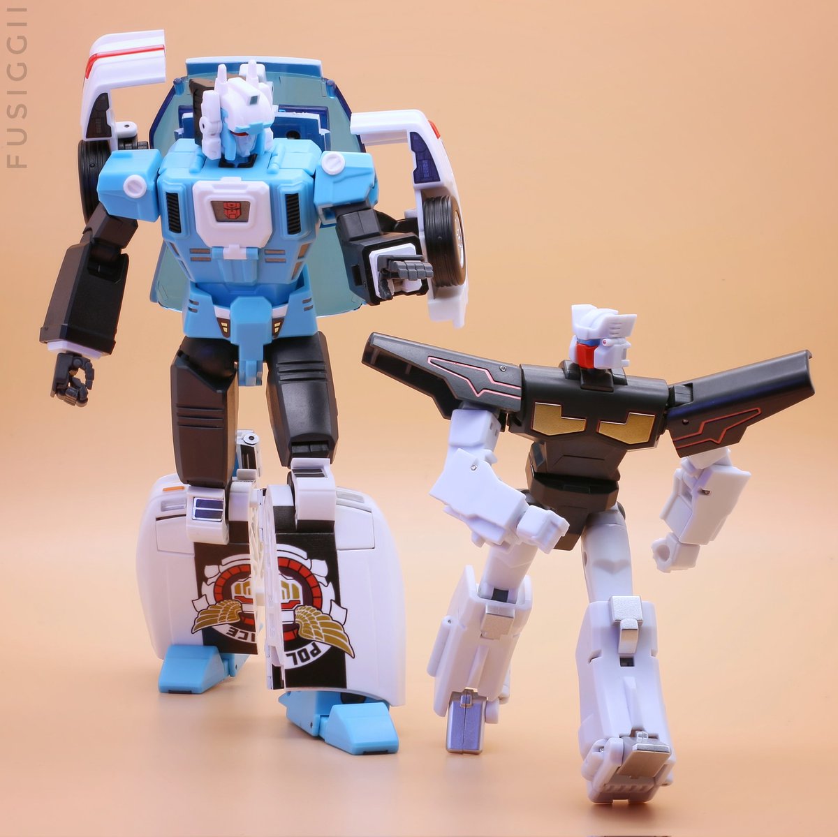 fusiggi's tweet photo. Rewind, this energon tube contains 10% impurities. Let's see what Wheeljack thinks of it!
🔵 FansHobby Ace Hitter & MMC Motif
#transformers #toyphotography #fanshobby #mastermindcreations #transformersmasterforce https://t.co/cDoXLQiwia