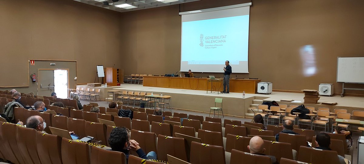 paufolchsax's tweet photo. Continuem amb les presentacions del Pla Digital Educatiu de la zona del #CefireCastelló. Hui participen els centres de Secundària, EOI, FPA i centres concertats.
#CompDigEdu #EcoDigEdu #NextGenerationEU @GVA_Cefire @GVAeducacio @GVADgtic @GVAit3du #CvTIC https://t.co/r0JFwSmqE9