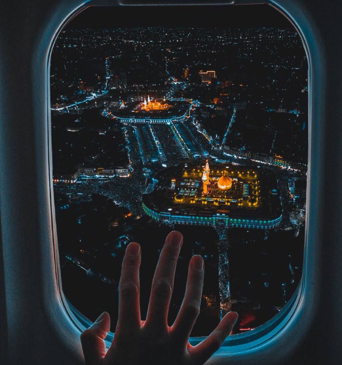 🥀كُلَ ما تَحّتاجُه الرّوْحَ جُرَعَّة مِنْ هَواءِ كَربّلاء ..🥀
#حبيبي_حُسين