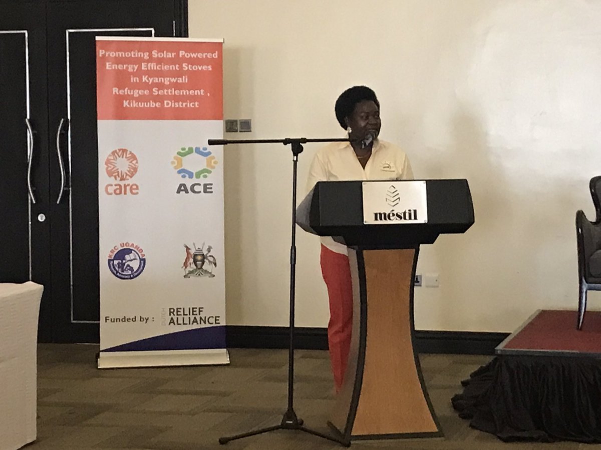 VickyVaroh's tweet photo. #EnergyWeek21
While giving her speech @NankabirwaRS assured the public that @GovUganda is committed to maintaining strategic partnerships & collaborations with all stakeholders & industry players in the renewable energy space in order to realize its dev't, objectives & plans https://t.co/xFXskVExvA