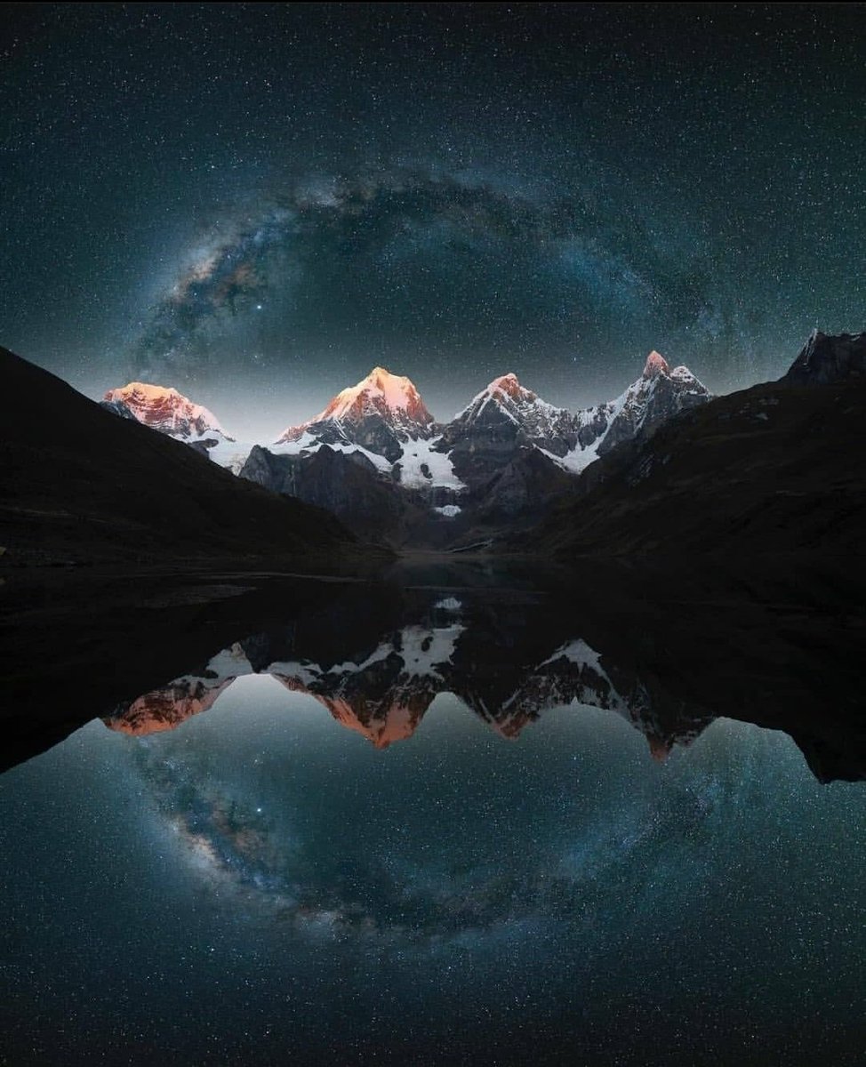Lady021ll's tweet photo. #vicious_circle #mountains_in_snow #water_is_mirror #beautiful_nature https://t.co/XngrRJZepK