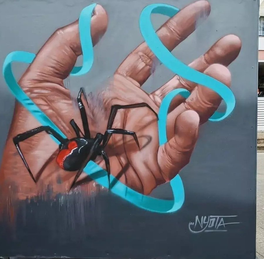 HomesAtMetacoda's tweet photo. Would you hold a redback spider? (tip: it's is a highly venomous spider!)
#redbackspider #redback
RT @StreetArtDream
... unexpected friendships 🕷️😃 Art by Nyota #StreetArt #Art #friendship #Friends #Spider #Hands #beauty #3dart #UrbanArt https://t.co/TzV5IGlu2m