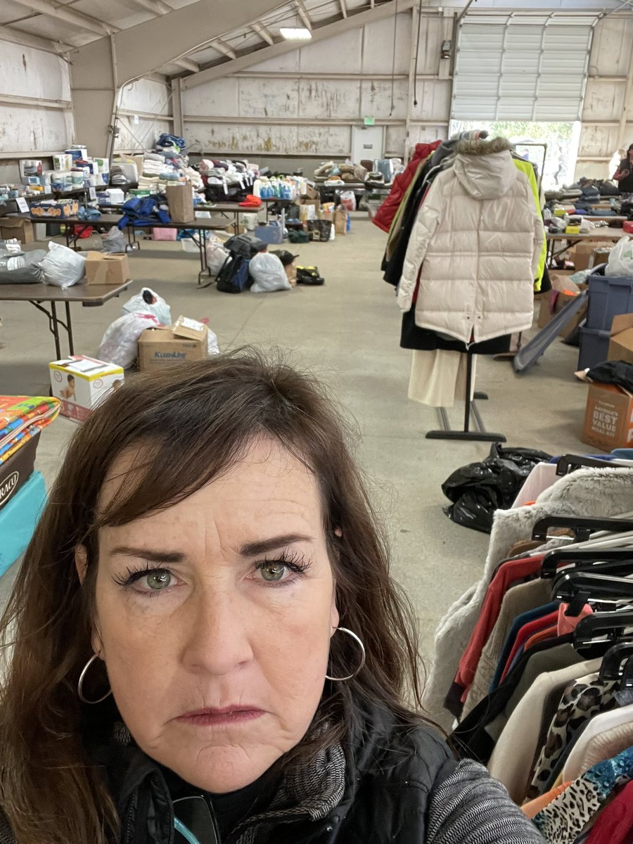 gibbcat's tweet image. Our county got hit by terrible flooding. We’ve donated time, clothing and food over the past week. There’s more rain coming and they’ve been devastated. Poor response from state officials @JayInslee  - Do more! #WhatcomCounty #WhatcomStrong