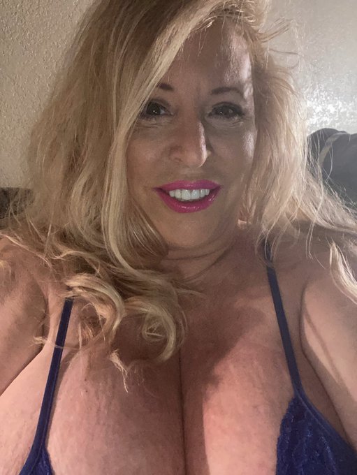 Thanks guys who came and played. Going to call it an early night. Physical therapy and running around<a href="/tag/europedichan"class="tags"><span>#europedichan</span></a>