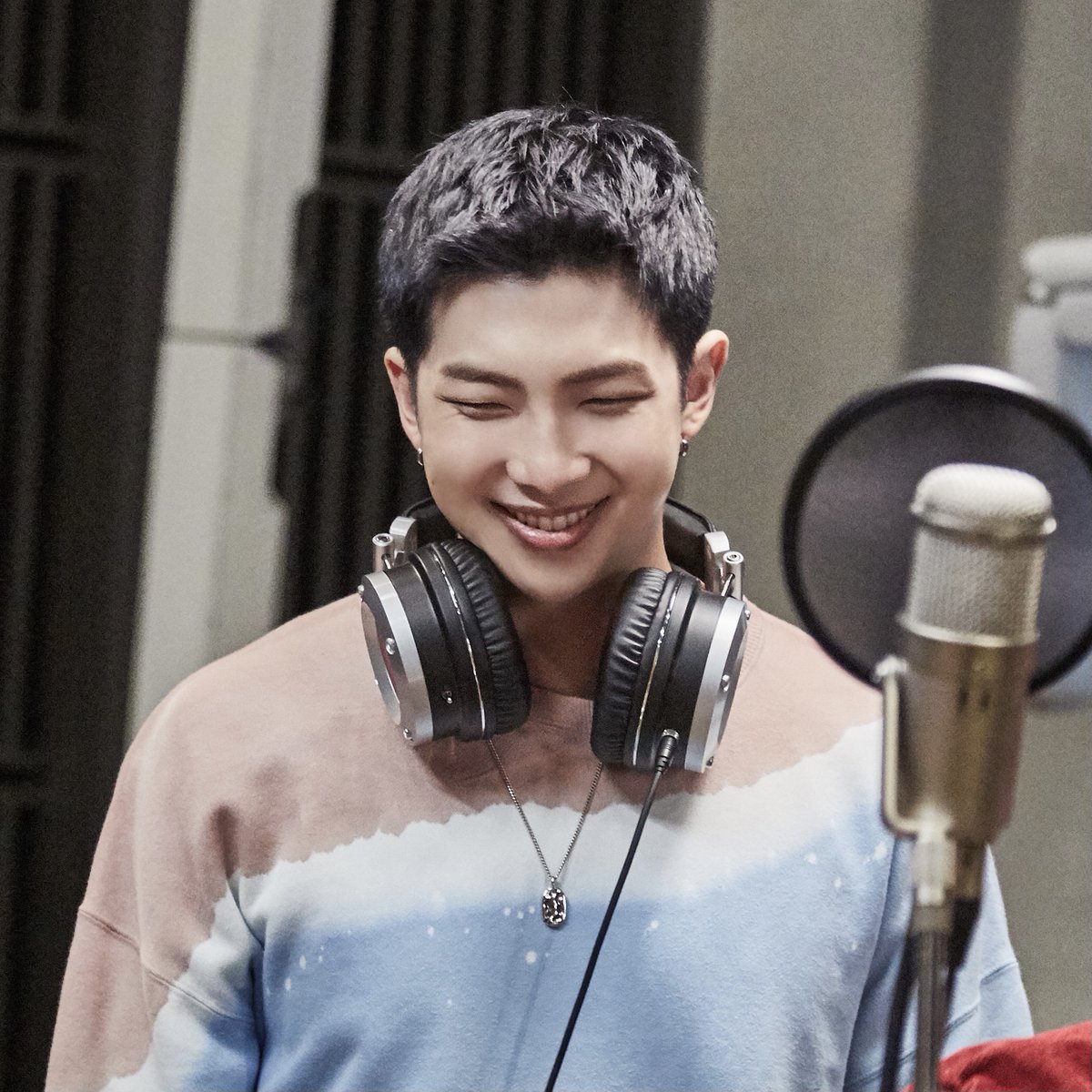 RM’s has always used his powerful voice to encourage people to love themselves. But what is he recording this time? 
The clue will come out @ LA stage! 💜

#Hyundai #BTS #HyundaixBTS #RM #Imonit #Nowyoureonit #CleanMobility #BecauseofYou 
@bts_bighit