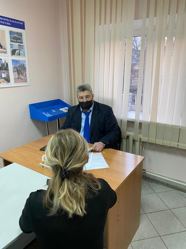 24 ноября  депутат Думы г.о. Самара – Резников Яков Зиновьевич, провел прием граждан по вопросам благоустройства. На все поступившие вопросы были даны консультации.
Приём проходил с соблюдением всех мер безопасности.
#ЕР63 
#ЕРПомогает 
#ЕРПромышленый  
#ДепутатРезников