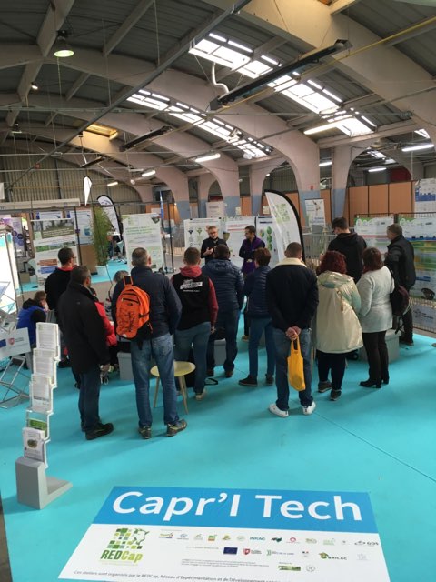 JeremieJost's tweet photo. Retour en image sur la 1ère journée @Caprinov sur l'espace #CAPRITECH avec #RéseauREDCap @InstitutElevage @Conseil_Elevage @ChambagriFrance @Chambagri24 @Chambagri17 @chambagri16 @INRAE_Poitiers https://t.co/hO3OuTxIfB