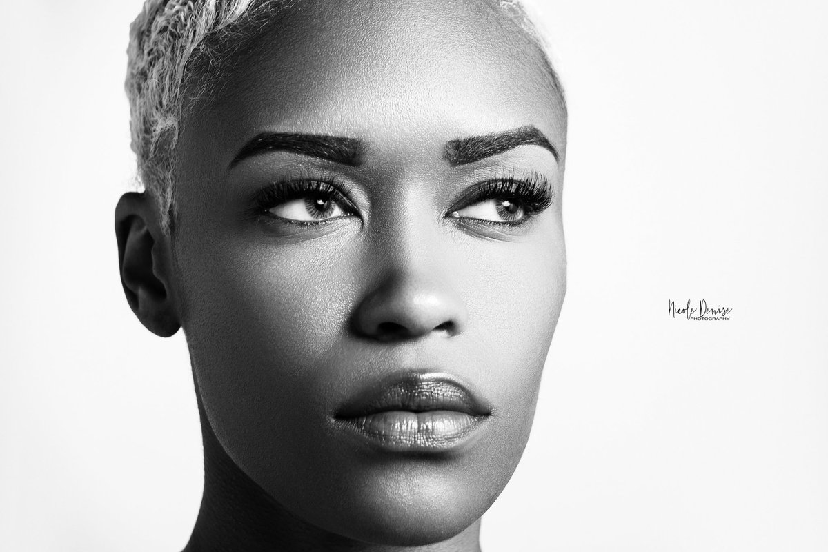 nicoledenisepho's tweet photo. Blonde Dreams.....
Model: @shadow__milan
photography by @nicoledenisepho
#edithmagazine
#blackmodel
#malviemagazine
#detroitmodel #detroitmodels
#michiganmodels
#antm
#lamodels #editorial
#beautyeditorial https://t.co/EcC2Y2bewL