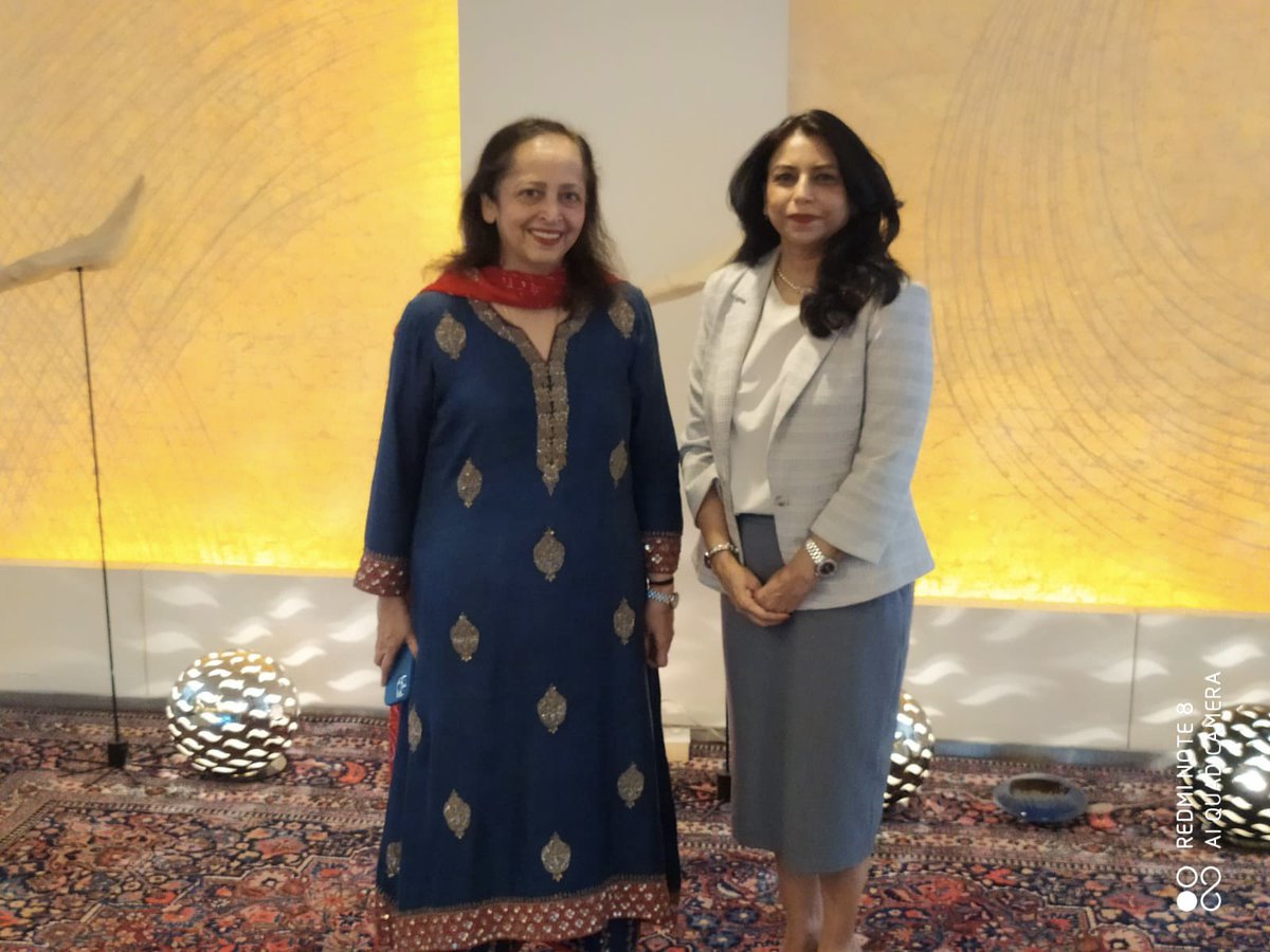 icbc_org's tweet photo. Building biz synergy @ceoicbc Nadira Hamid met Dr. @swatipiramal on #healthinnovation #pharmamanufacturing 🇨🇦🇮🇳 ties https://t.co/EY8cPng8xD