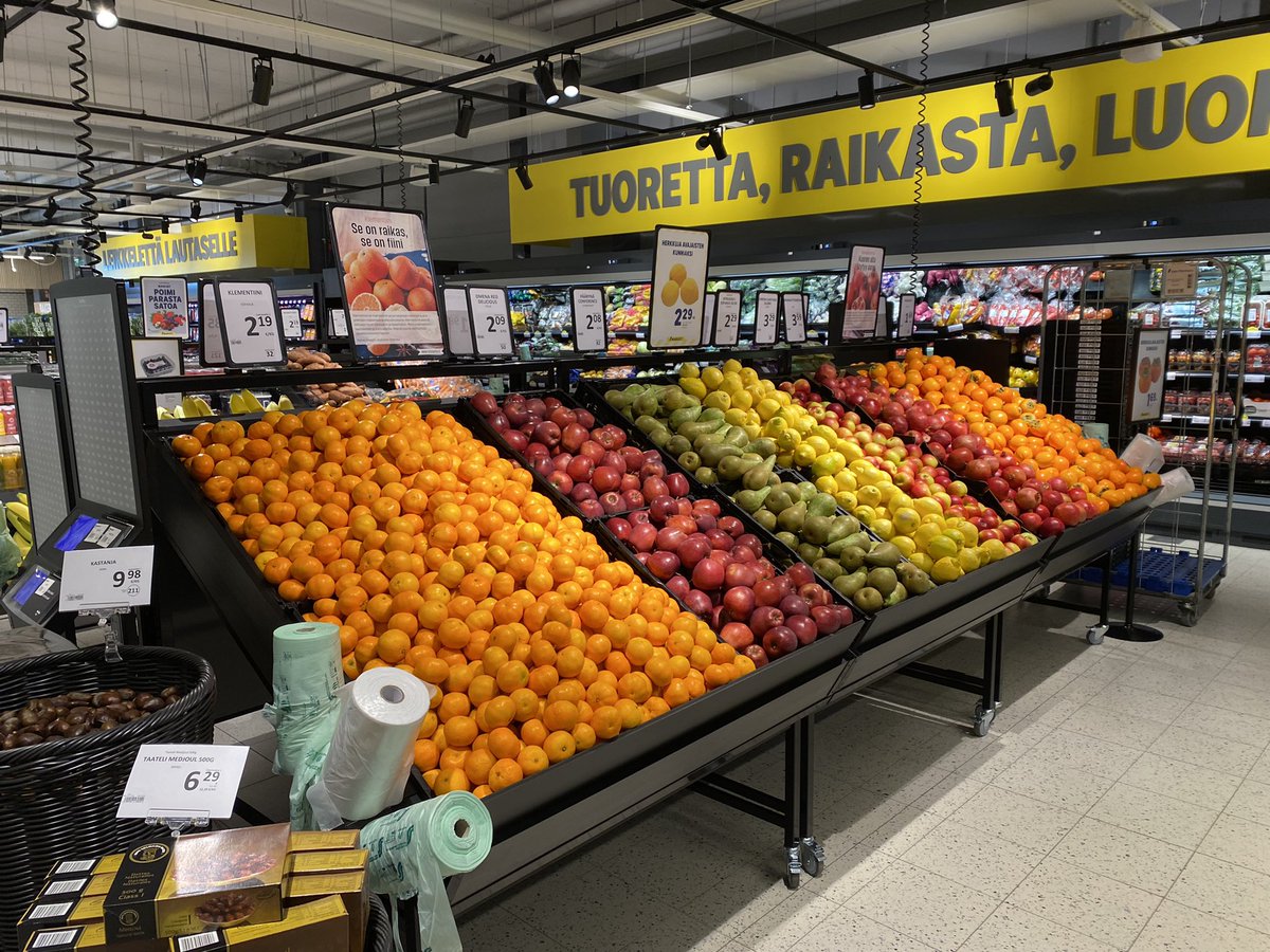 TalsoAri's tweet photo. Parannamme palveluita Espoon Nöykkiössä. Upouusi S-market avataan tänään klo 10. Tervetuloa tutustumaan.#smarket #hokelanto https://t.co/pjMoDfgPBl