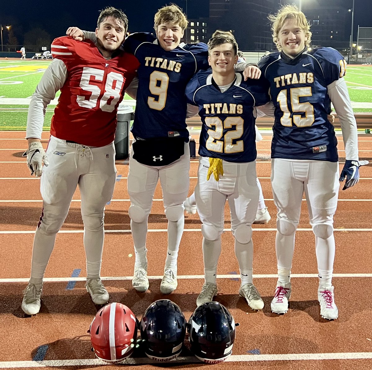 kimhussproven's tweet image. From start to finish ❤️💙💛#firstfriends ⁦@NickProvenzano⁩