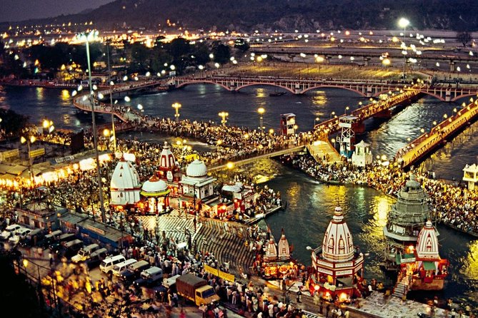 GhumIndiaGhum's tweet photo. This is the 3rd most popular #daytrip from Delhi after the same day #agratrip and #jaipurday trip from Delhi. This day trip includes two of two most visited religious cities of India. Both #Rishikesh and #Haridwar hold very important places see more at: https://t.co/zvKjSWo6WO https://t.co/N0nnEyqGE4