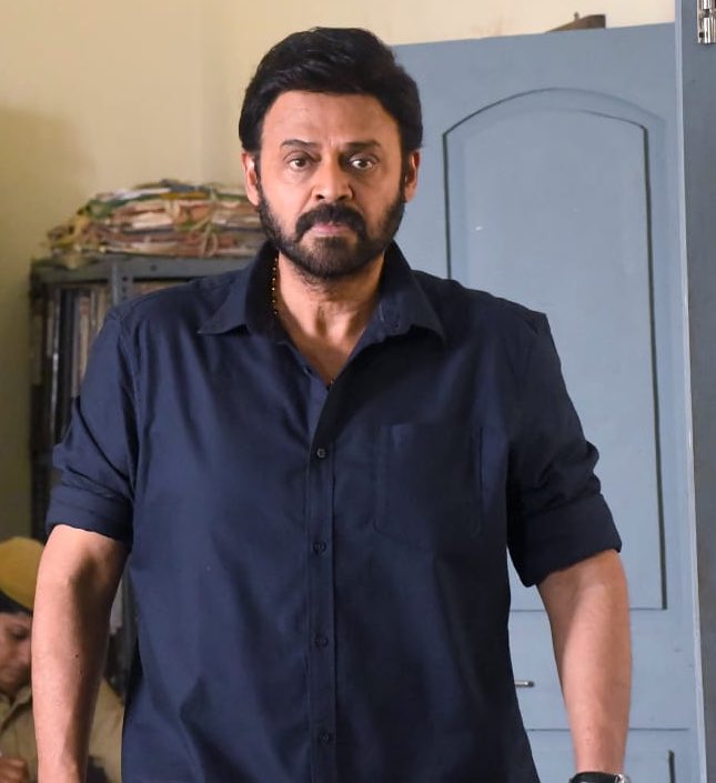 #VictoryVenkatesh 
Last Movies Results😎

TRIPLE HATTICK💥

#Guru - HIT
#F2 - BB
#VenkyMama - S'HIT
#Narappa -BB
#Drushyam2 -BB
🔥🔥🔥🔥

#Drushyam2OnPrime