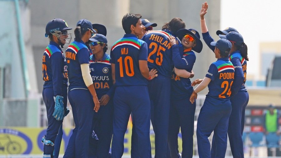 Happy birthday to an all-time great, and favorite Jhulan Goswami   