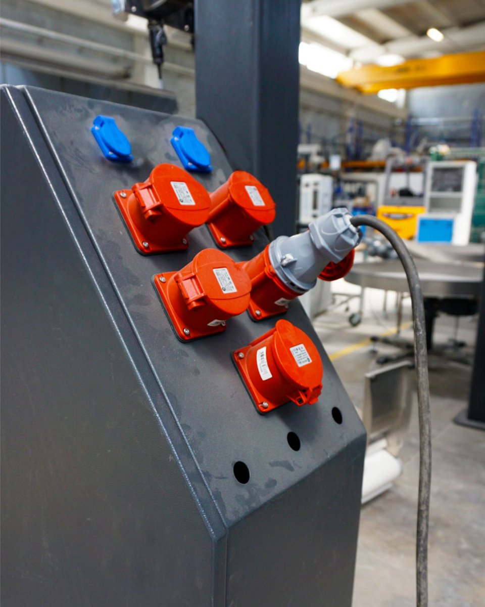 tpelectric's tweet photo. Makine endüstrisinin güvenilir gücü 👍
Reliable power of machine industry 👍
.
#ceenorm #industrialplugs #industrialconnectors #tpelectric #endüstriyelfişpriz https://t.co/y3QWIo9w6v