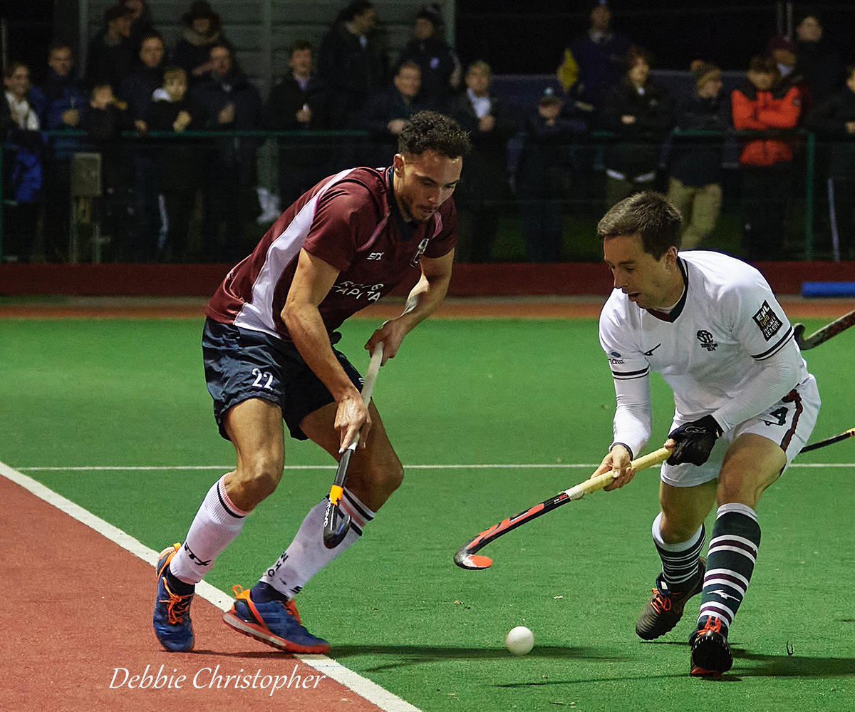 Great to see <a href="/WhitgiftSport/">Whitgift Sport</a> OW captains <a href="/DRhysyB/">Antonella Davies</a>  and <a href="/Fazza3194/">Rob Farrington</a> going head to head for <a href="/WimbledonHC/">WimbledonHC</a> and <a href="/SurbitonHC/">Surbiton Hockey Club</a> at the weekend. So many current and former pupils involved in the <a href="/EnglandHockey/">England Hockey</a> premier division currently. #proud <a href="/KarlStagno/">Karl Stagno</a>