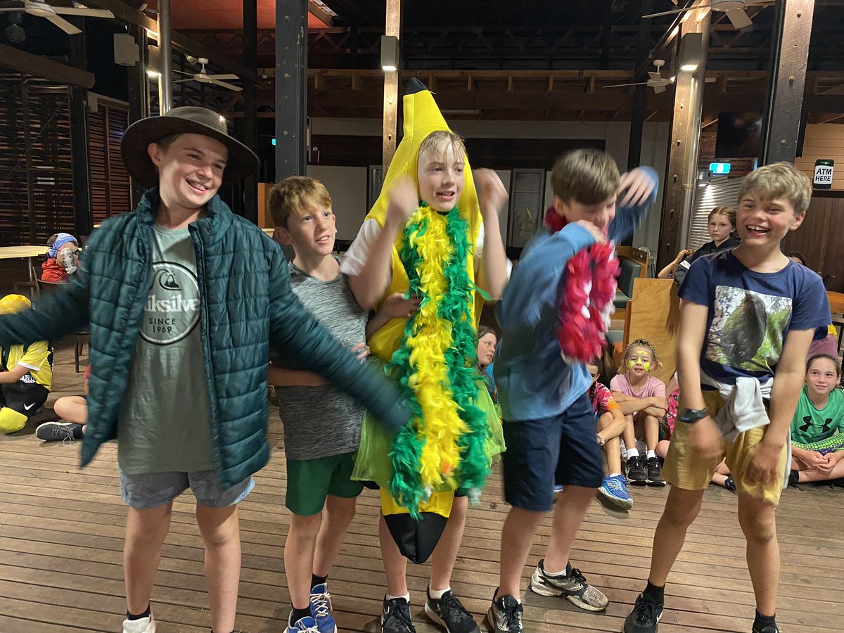 OakleighSS's tweet photo. Fashions on the field #year6oakleighssnoosa2021 https://t.co/rnNIJqPuL2