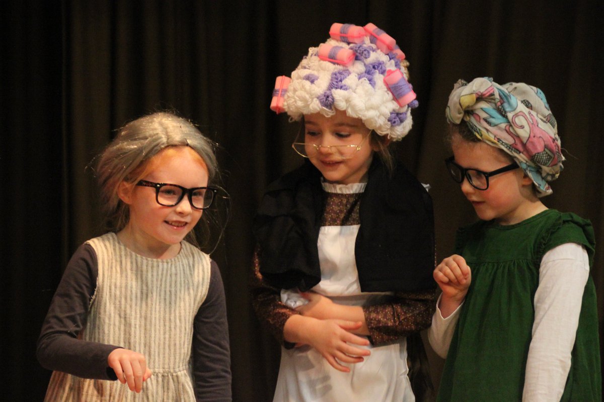 SJCS_Cambridge's tweet photo. 'Babushka', which means Grandmother in Russian, is our incredibly joyous T1's folk tale nativity which will touch the hearts of all when they perform tomorrow! Tissues at the ready with their moving song, 'Everything You Give'. #musical #perfom #drama #nativity #acting #skills https://t.co/ZOgyMp4Yzv