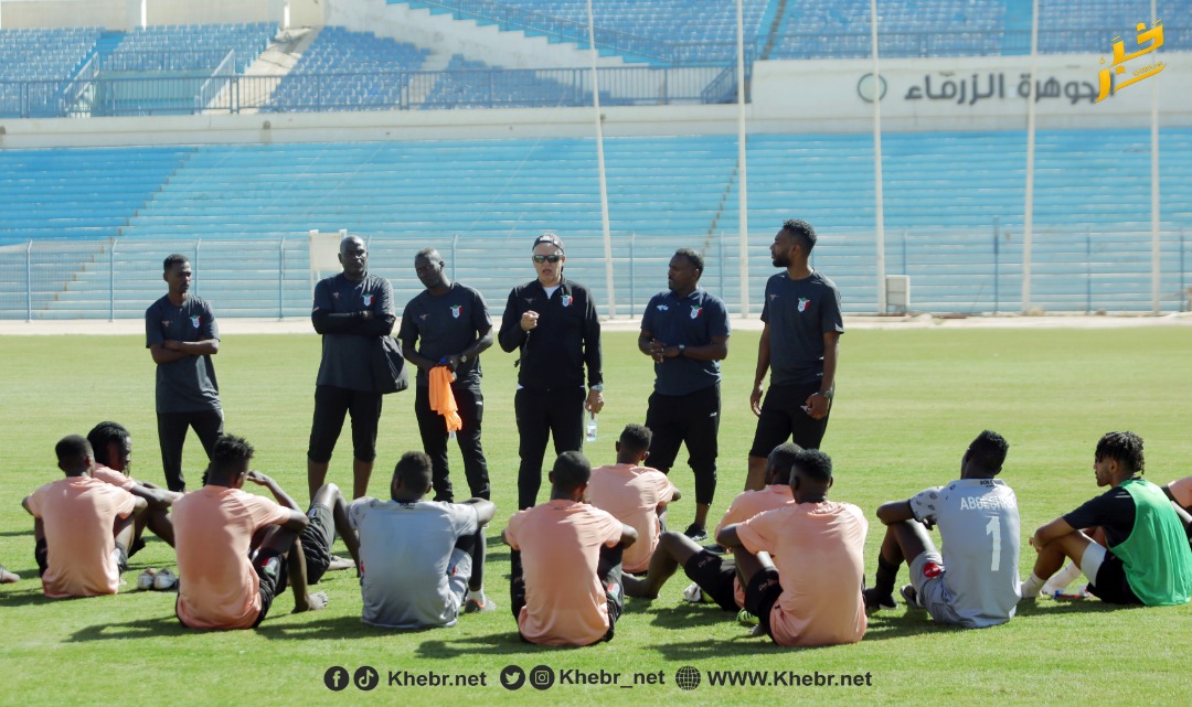 khebr_net's tweet photo. #المنتخب_السوداني #صقور_الجديان اجرت تدريباً صباح اليوم الخميس على ان يخلد اللاعبون للراحة يوم غد الجمعة وتدريب اخير يوم السبت قبل المغادرة للدوحة للمشاركة في بطولة #كأس_العرب (فيفا) بقطر ٢٠٢١
#خبر
#خبر_وما_وراء_الخبر https://t.co/zo9iJipn4G