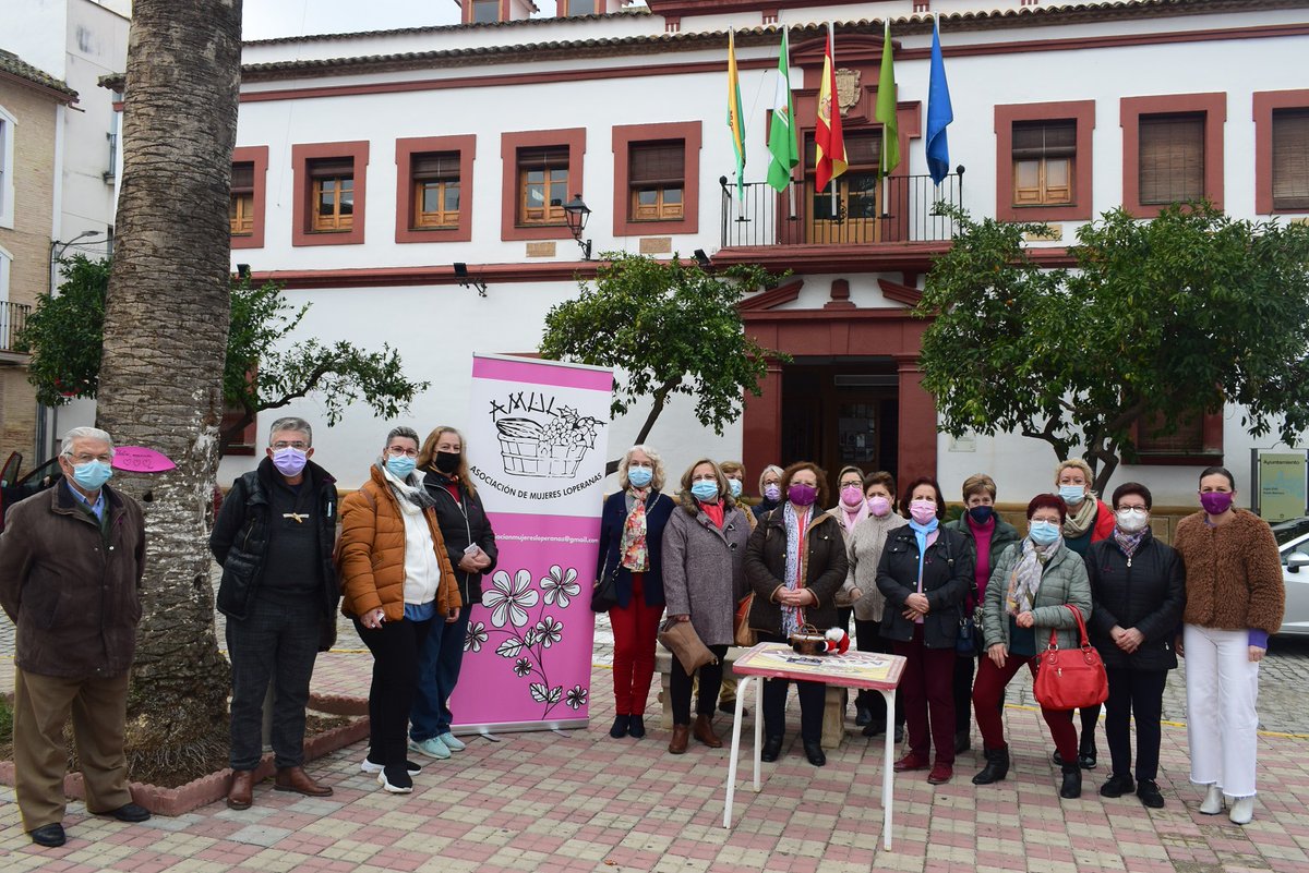 Lopera muestra su repulsa hacia la violencia machista. loperadigital.com/2021/11/lopera… <a href="/aytolopera/">Ayuntamiento Lopera</a> <a href="/dipujaen/">Diputación de Jaén</a> <a href="/isabel_uceda/">Isabel Uceda Cantero \❤</a>