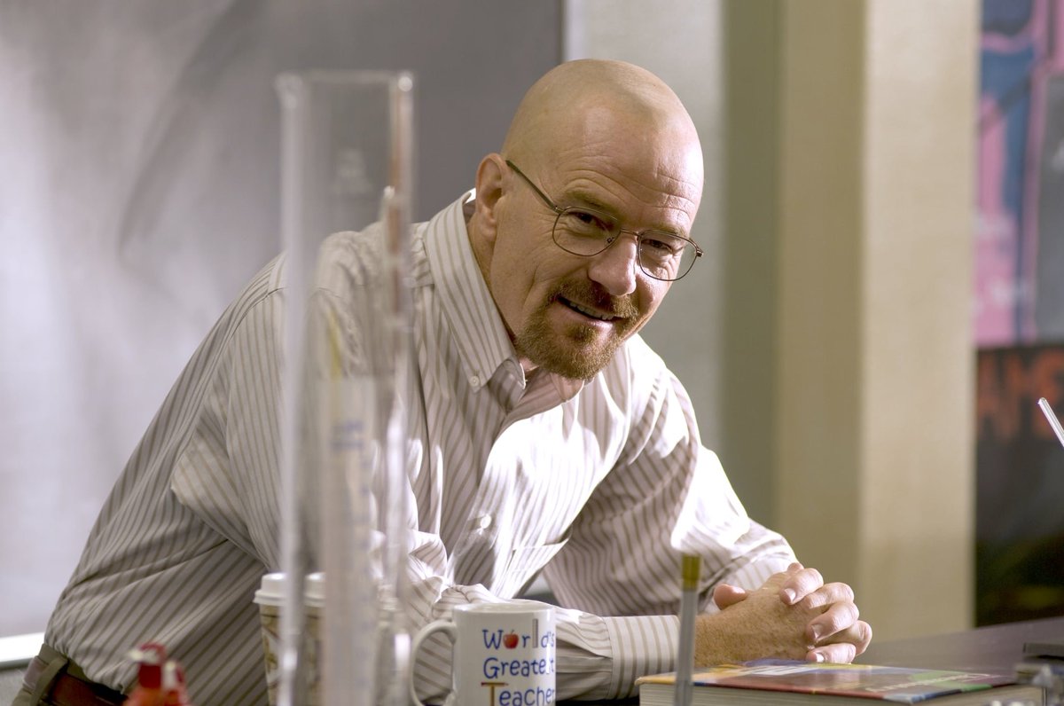 Во все тяжкие рутуб. Брайан Крэнстон Breaking Bad. Уолтер Уайт Хайзенберг. Breaking Bad Уолтер Уайт. Брайан Крэнстон Уолтер Уайт.