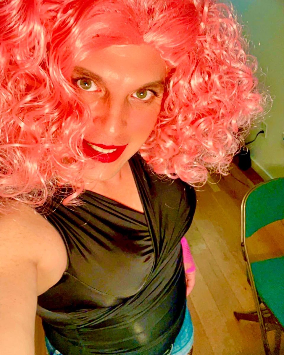 AMichelletg's tweet photo. Can you guess why 💗PINK💗is my favorite color?
👄👄👄👄👄👄👄👄👄👄👄👄👄👄👄
#pinkhairdontcare #vspink #twointhepink #pinkfloyd #pinkshoes #transnyc #mtf #girlswhokissgirls #chickswithmuscle #hottransexuals #kissmypink #greeneyes #hotpink #sexytgirls https://t.co/TWrz3HfZxk