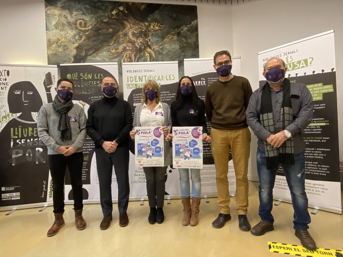 consellvallesoc's tweet photo. 🟣El @consellvallesoc referma el seu compromís amb la lluita contra les violències masclistes.
🟣El Ple comarcal aprova per unanimitat l’adhesió al manifest promogut per diferents entitats. 
🟣Engega una nova edició del Concurs Piula 
🟣Nou projecte intern Regenerem 
#25N2021 https://t.co/uGX5ibpJAo