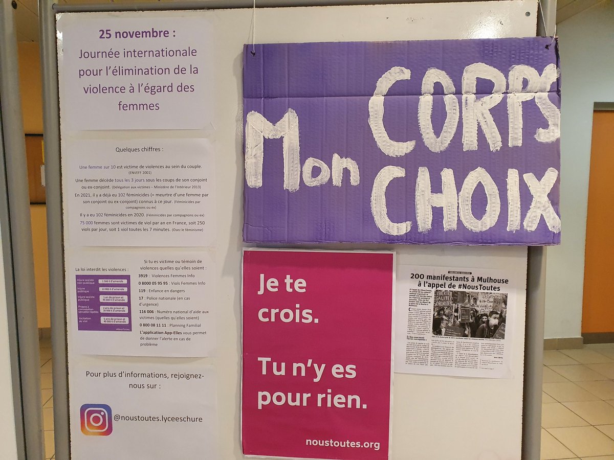 VirginieTesta's tweet photo. Journée internationale de lutte contre les #violencesfaitesauxfemmes au lycée Schuré ! Une touche de violet et des échanges sur le sujet qui vont se poursuivretoute l'année ! Tous mobilisés 💜 @VieLyceenne @DavlcStrasbourg @climatscolaire https://t.co/usyUKHAi4t
