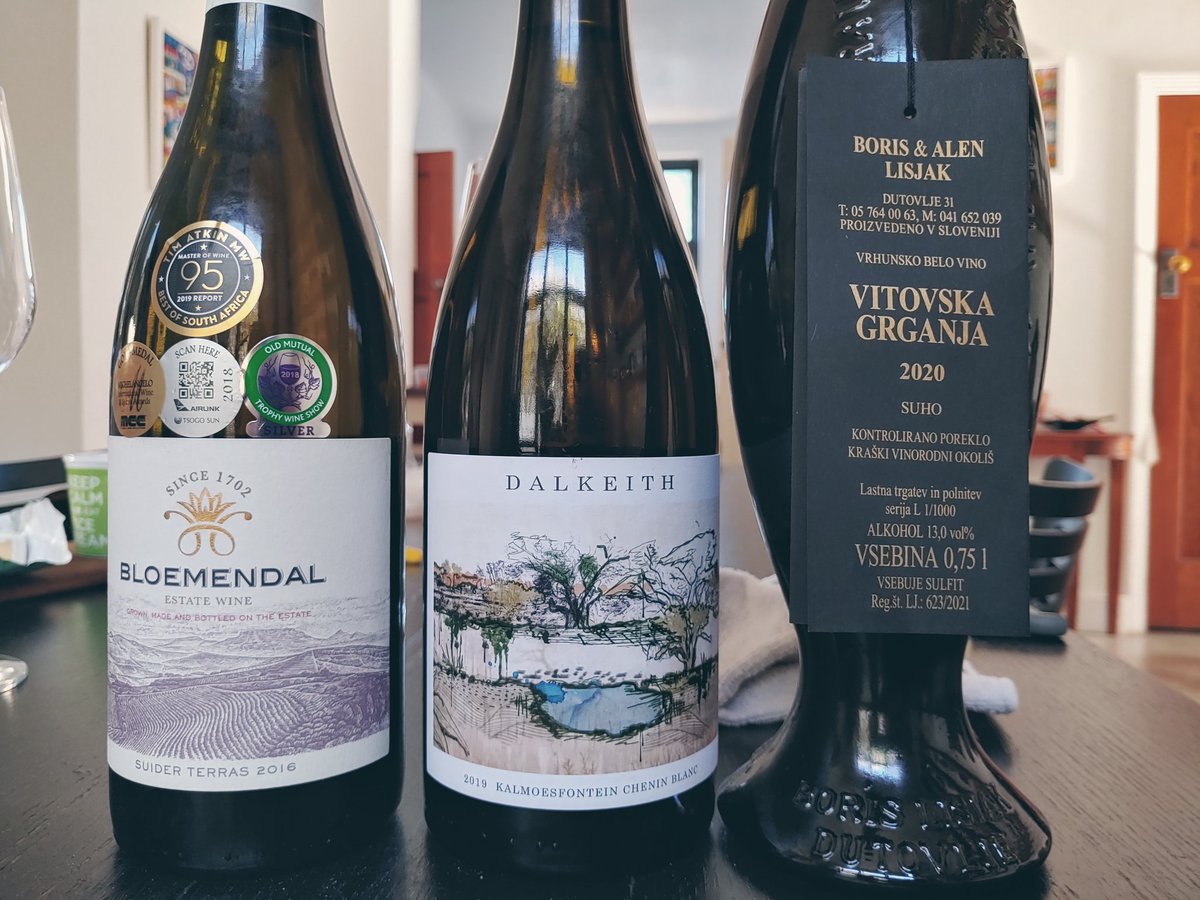 KyleLikesWine's tweet photo. Loved sharing these wines this week with wine friends.

Swartland Chenin #Dalkeith

Durbanville Sauvignon Blanc- @bloemendalestate #SuiderTerras

Slovenian Vitovska Grganja https://t.co/iOLpsasAj0