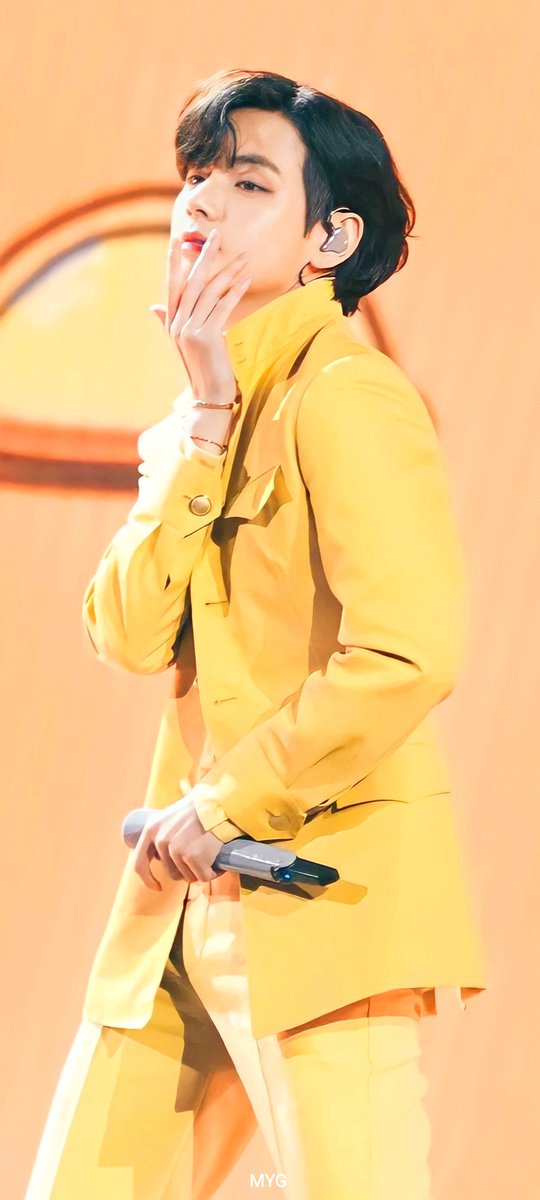 Min_Genius1994's tweet photo. Yellow is my fav color frm now💛

TAEHYUNG HD WALLPAPERS
CREDITS : NUNA V

#BTSxLateLateShow #BTSxAMAs
#BTS #BTSV #TAEHYUNG #BTSwallpapers #btslockscreen @BTS_twt https://t.co/EtuLtNVCyb