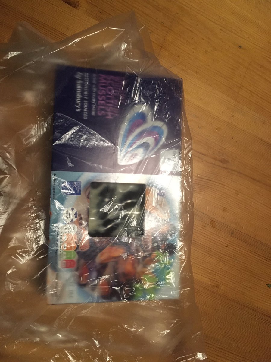 EHildrew's tweet photo. @sainsburys @SainsburysNews Please can you explain to me how putting a vac-packed sealed packaged inside cardboard into a loose clear plastic bag before home delivery is helping to reduce plastic waste? #plasticwaste #plasticpollution https://t.co/SY4PjKVgLf
