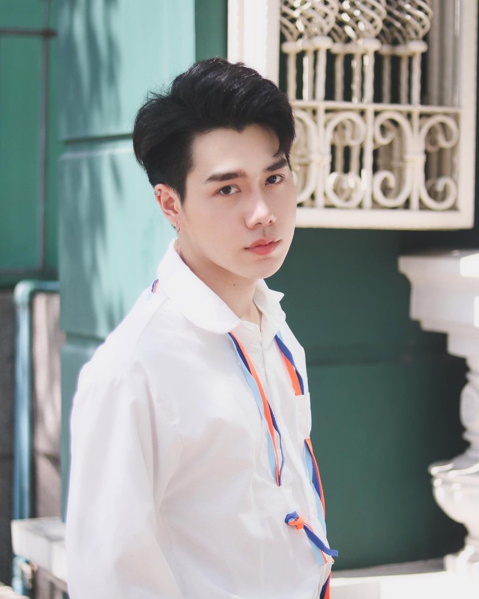 boyslovecafehub's tweet photo. "Come and meet me!" - Petch Chanapoom

HAPPY THURSDAY everyone! 💙
Always take care and be safe! ✨

(c) @Petchpigz IG 
#petchpigz #PetchChanapoom 
#Oxygentheseries #OxygenSeries 
#BLCH2021 https://t.co/HOLeWrpPCQ